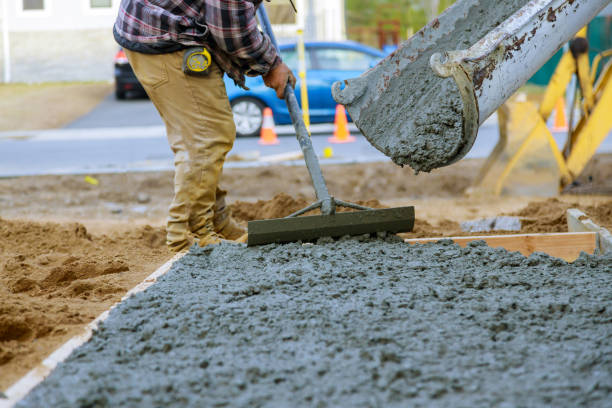 Best Concrete Driveway Installation in Pontiac, MI
